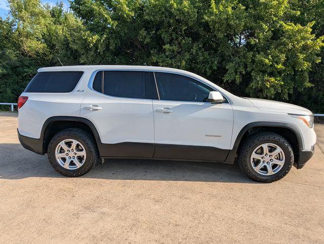 Photo of 2019 Summit White GMC Acadia