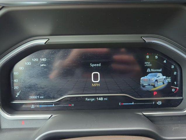 Photo of 2024 Summit White GMC Sierra 1500