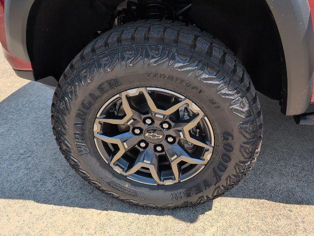 Photo of 2026 Radiant Red Tintcoat Chevrolet Colorado