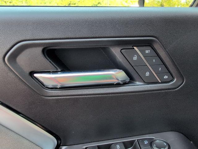 Photo of 2026 Radiant Red Tintcoat Chevrolet Colorado