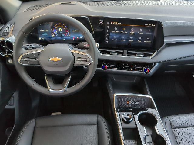 Photo of 2026 Cacti Green Chevrolet Equinox