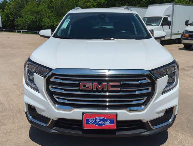 Photo of 2024 Summit White GMC Terrain