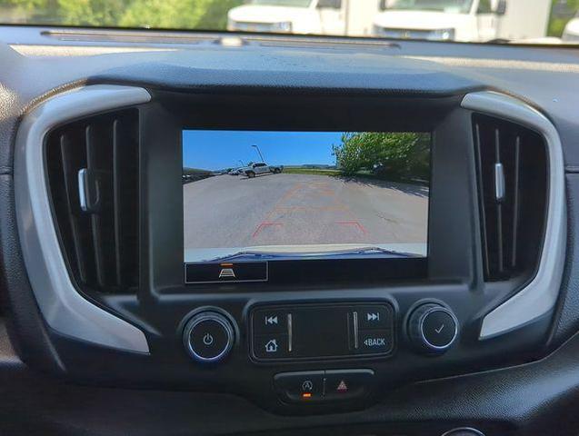 Photo of 2024 Summit White GMC Terrain