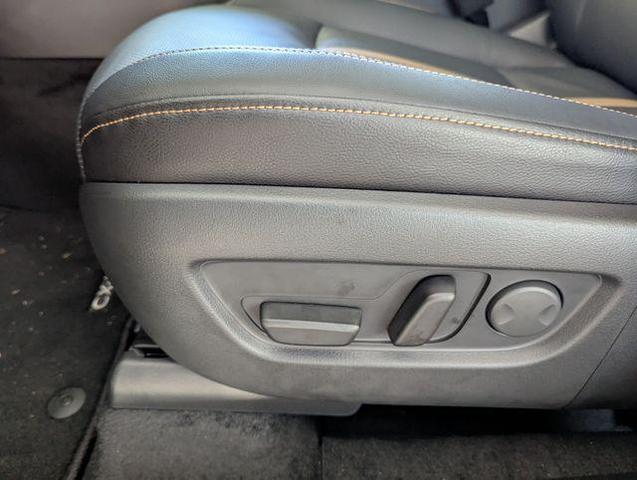 Photo of 2025 Zircon Sand Metallic Mazda CX-70