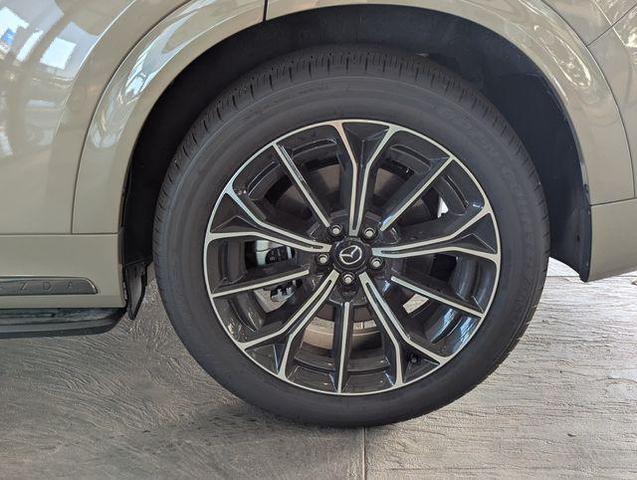 Photo of 2025 Zircon Sand Metallic Mazda CX-70