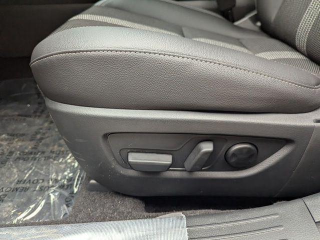 Photo of 2025 Ingot Blue Metallic Mazda CX-50