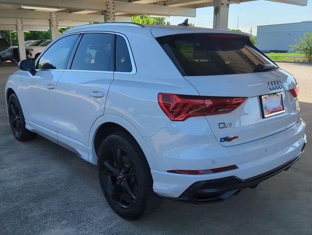 Photo of 2020 Ibis White Audi Q3