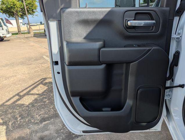 Photo of 2025 Summit White Chevrolet Silverado 2500