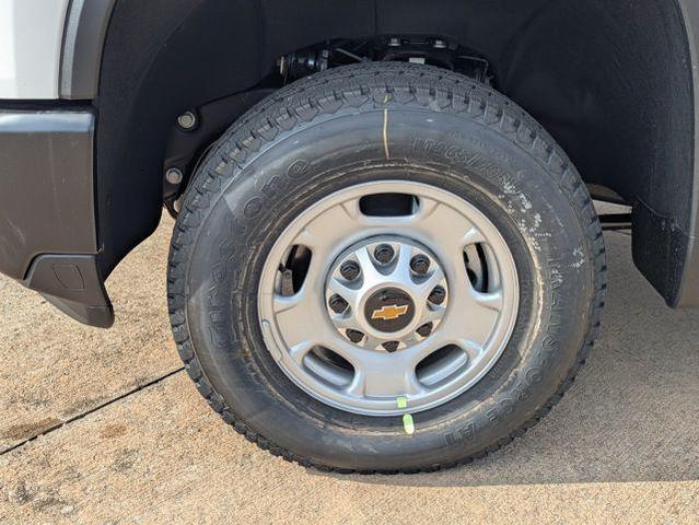 Photo of 2025 Summit White Chevrolet Silverado 2500