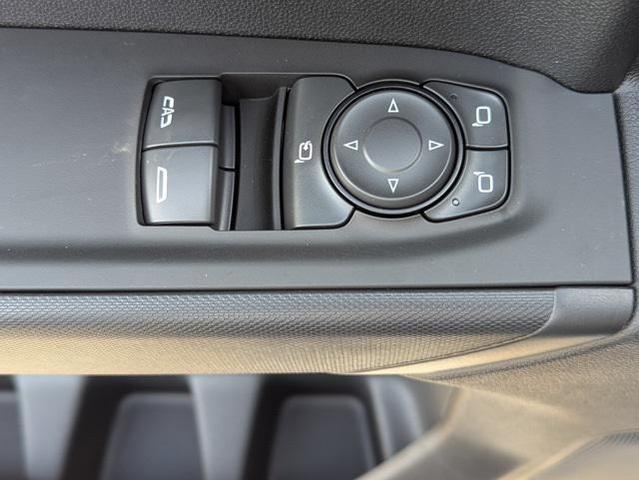 Photo of 2025 Summit White Chevrolet Silverado 2500