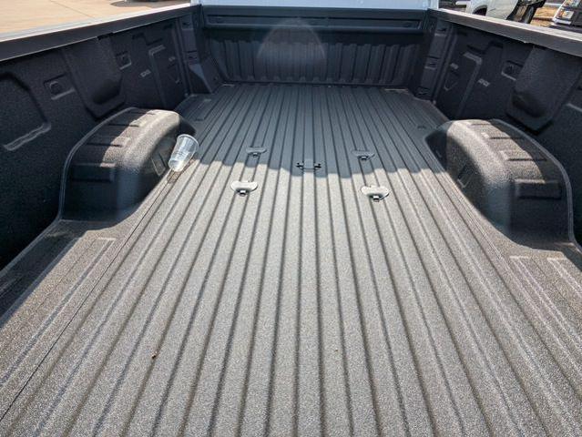 Photo of 2025 Summit White Chevrolet Silverado 2500