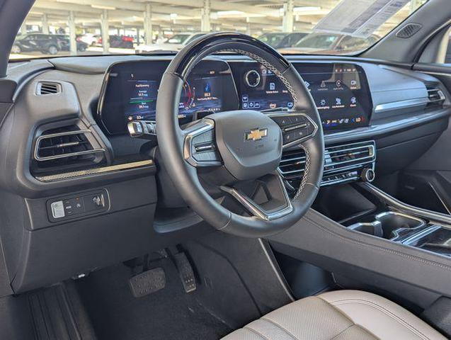 Photo of 2024 Sterling Gray Metallic Chevrolet Traverse