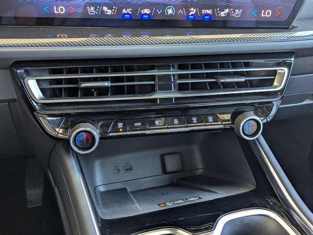 Photo of 2024 Sterling Gray Metallic Chevrolet Traverse