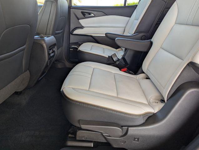Photo of 2024 Sterling Gray Metallic Chevrolet Traverse