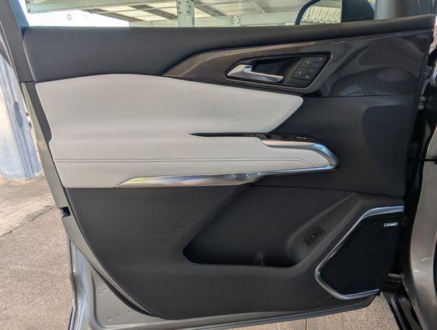 Photo of 2024 Sterling Gray Metallic Chevrolet Traverse