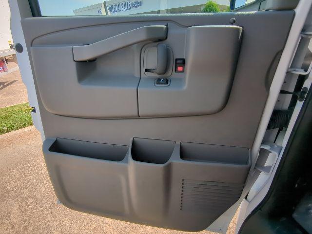 Photo of 2025 Summit White Chevrolet Express 2500