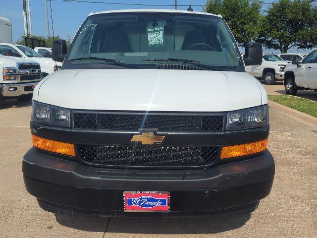 Photo of 2025 Summit White Chevrolet Express 2500