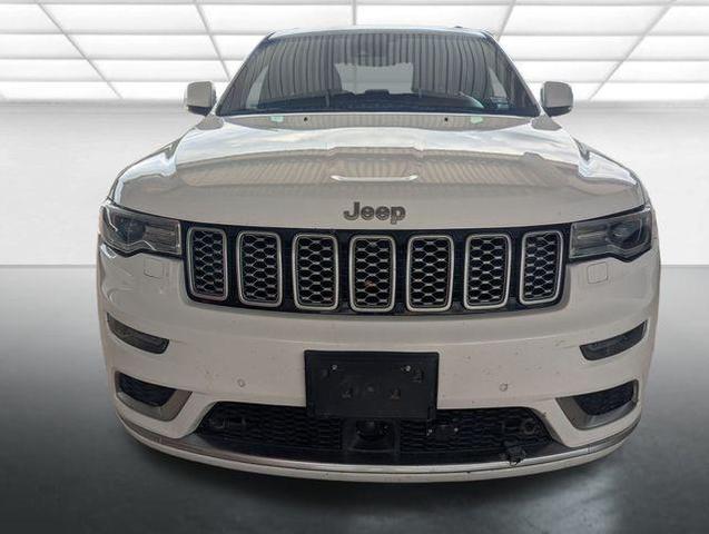 Photo of 2017 Bright White Clearcoat Jeep Grand Cherokee