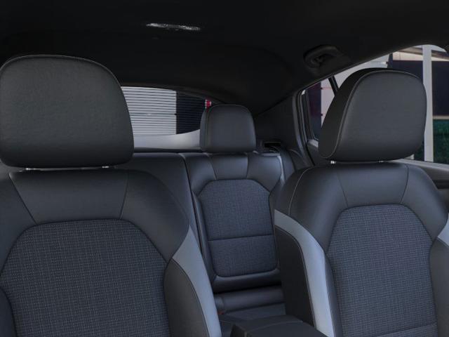 Photo of 2025 White Buick Envista
