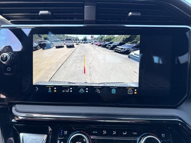 Photo of 2022 Onyx Black GMC Sierra 1500