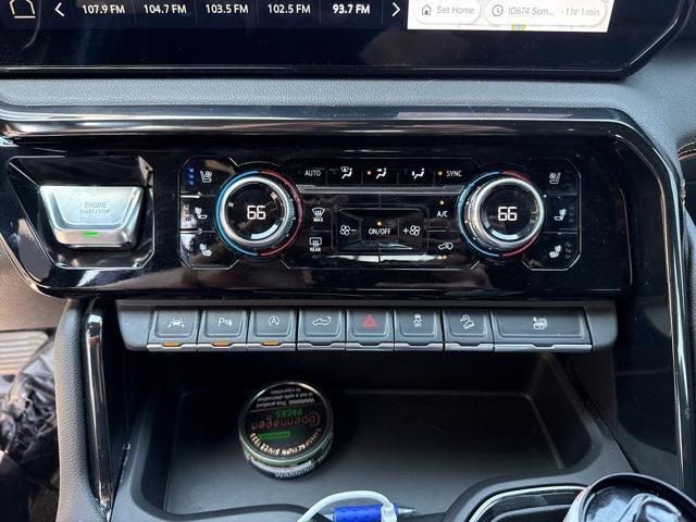 Photo of 2022 Onyx Black GMC Sierra 1500