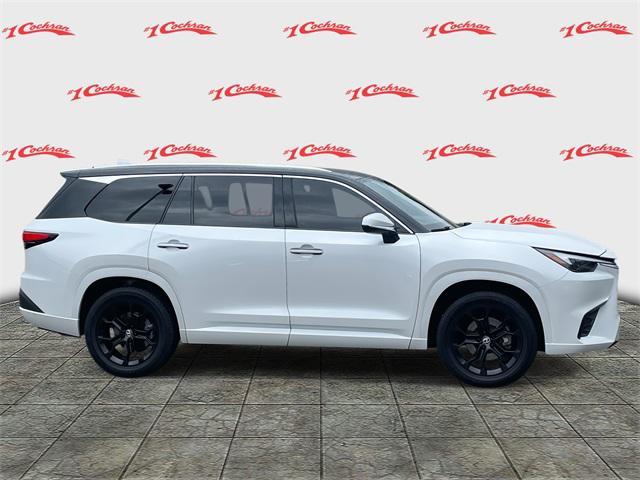 Photo of 2024 Wind Chill Pearl Lexus TX 350