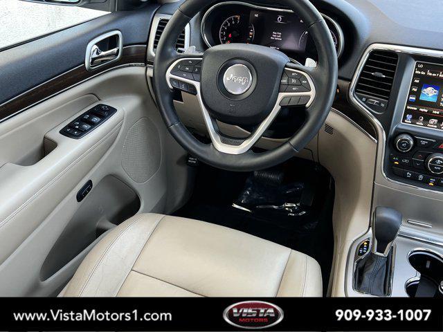 Photo of 2016 Bright White Clearcoat Jeep Grand Cherokee