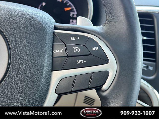 Photo of 2016 Bright White Clearcoat Jeep Grand Cherokee