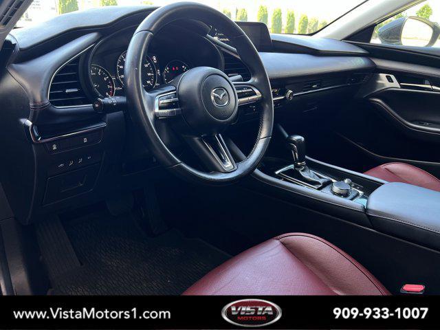 Photo of 2019 Machine Gray Metallic Mazda Mazda3