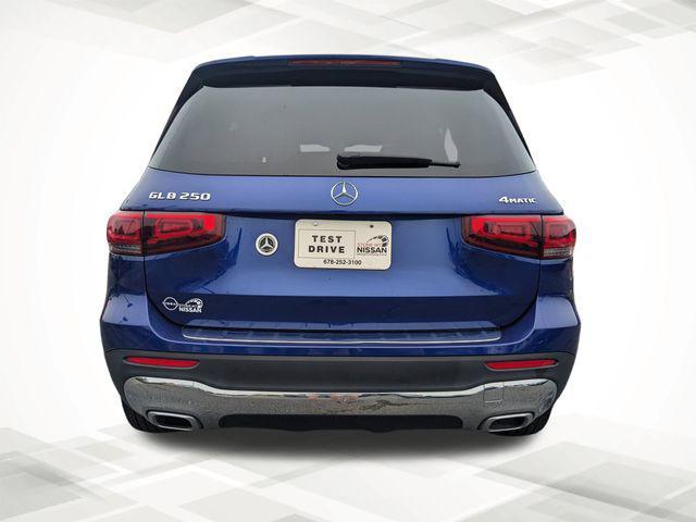 Photo of 2023 Galaxy Blue Metallic Mercedes-Benz GLB 250