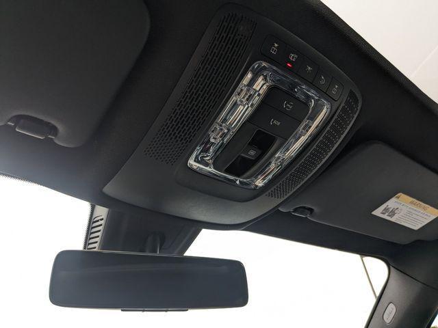Photo of 2023 Galaxy Blue Metallic Mercedes-Benz GLB 250