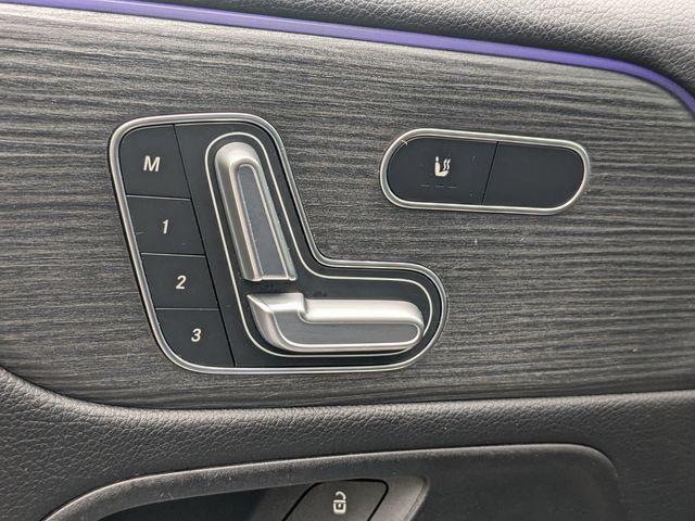 Photo of 2023 Galaxy Blue Metallic Mercedes-Benz GLB 250