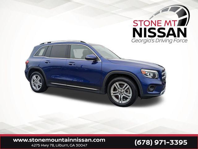 Photo of 2023 Galaxy Blue Metallic Mercedes-Benz GLB 250