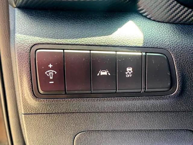 Photo of 2021 Black Hyundai TUCSON