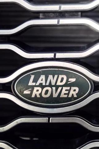 Photo of 2020 White Land Rover Range Rover