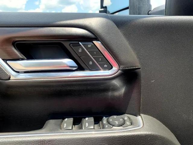 Photo of 2024 Black GMC Sierra 2500