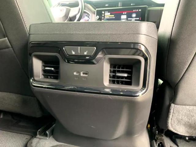 Photo of 2023 Black GMC Sierra 1500