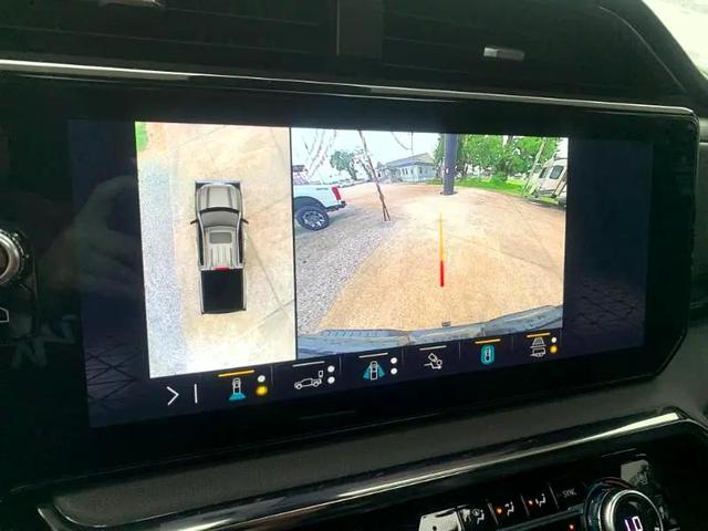 Photo of 2023 Black GMC Sierra 1500
