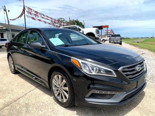 Photo of 2017 Black Hyundai SONATA