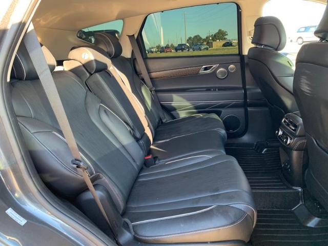Photo of 2022 Gray Genesis GV80
