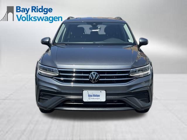 Photo of 2024 Platinum Gray Metallic Volkswagen Tiguan