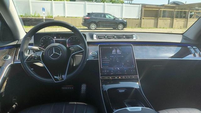 Photo of 2022 Selenite Gray Mercedes-Benz S-Class