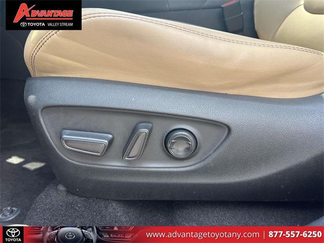 Photo of 2022 Ruby Flare Pearl Toyota RAV4