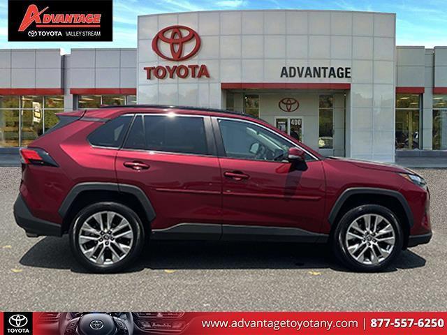 Photo of 2022 Ruby Flare Pearl Toyota RAV4