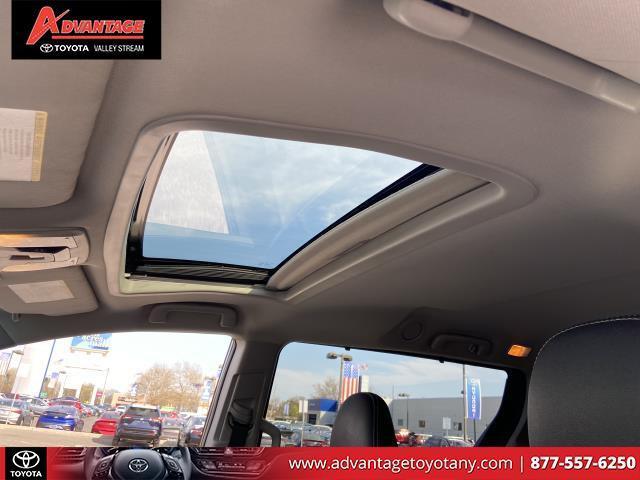 Photo of 2017 Gy Toyota Sienna