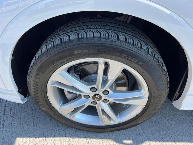 Photo of 2022 Ibis White Audi Q3