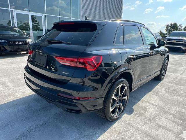Photo of 2025 Mythos Black Metallic Audi Q3
