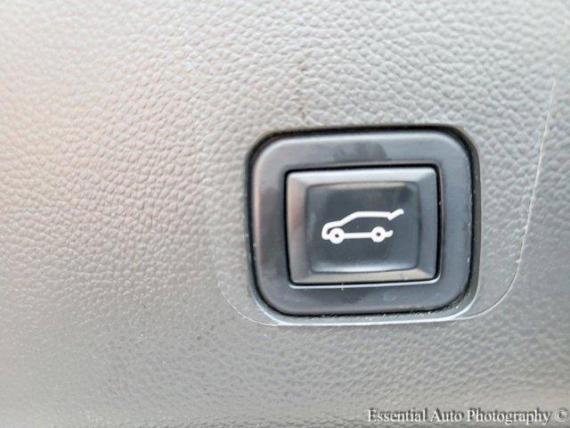 Photo of 2023 Sterling Gray Metallic Chevrolet Traverse