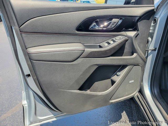Photo of 2023 Sterling Gray Metallic Chevrolet Traverse