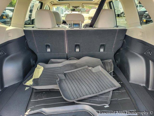 Photo of 2021 Crystal White Pearl Subaru Forester
